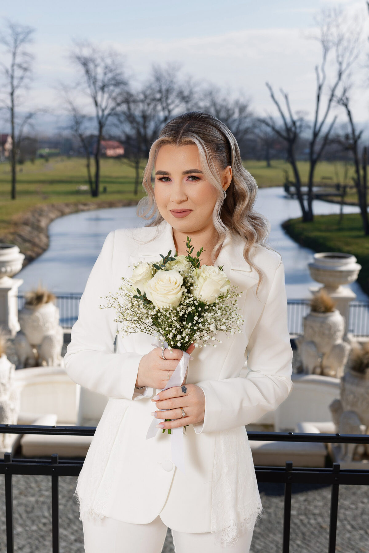Cununie civilă la palat în Cluj, miri fotografiați editorial (17)